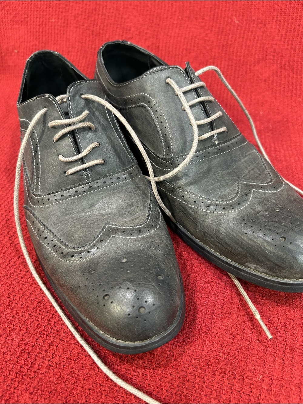 Perry Ellis Portfolio Dark Gray Men’s Wingtip Brogue Dress Shoes